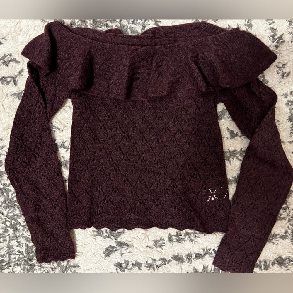 American Eagle off the shoulder sweater